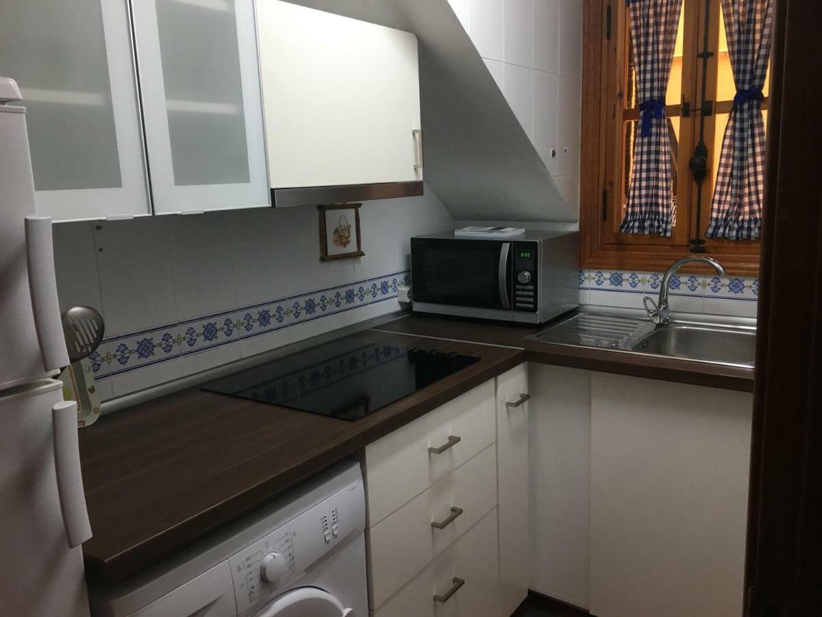 מונטחו דה לה סיירה Alojamientos El Horno מראה חיצוני תמונה